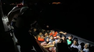 Bodrumda kaçış planı suya düştü: Lastik botta 32 düzensiz göçmen yakalandı
