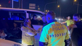 Bolu Dağında ekiplerin trafik eritme mesaisi: SP hastası çocuk için seferber oldular