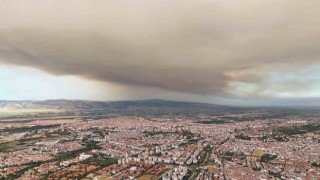 Boludaki orman yangınının dumanı Eskişehir semalarını kapladı, vatandaşlar panik yaşadı