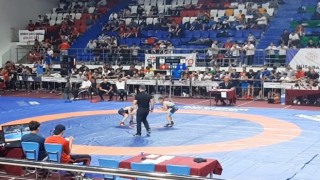 Bozüyüklü güreşçilerden ilk kez katıldıkları Türkiye Şampiyonasında başarı