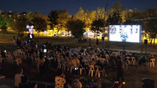 Büyükçekmecede Yaz Sinema Günlerine vatandaştan yoğun ilgi