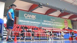 Canikten BESYO ve PMYO adaylarına ücretsiz eğitim