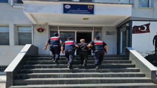 Cezaevi firarisi jandarma ekiplerince yakalandı