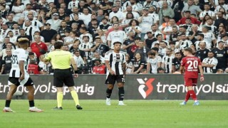 Cher Ndour, Beşiktaş formasıyla ilk maçına çıktı