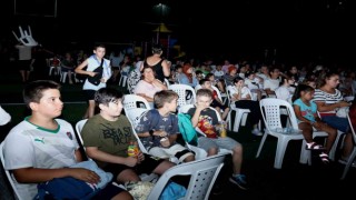 Çocuklar beyaz perdenin büyülü dünyasını keşfediyor