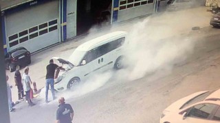 Çorluda araç yangını: Esnaf imdadına yetişti