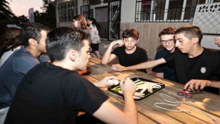 Denizli Büyükşehir gençleri eğlenceli bilimle buluşturuyor