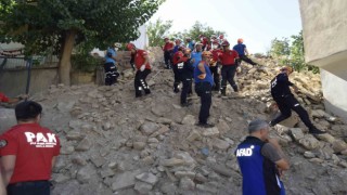 Dicle ilçesinde 61 personelle gerçeği aratmayan deprem tatbikatı