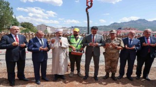 Diyanet İşleri Başkanı Erbaş, Tuncelide cami temeli attı