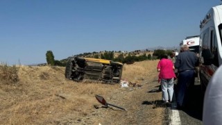 Diyarbakırda feci kaza: Sürücü öldü, 3ü ağır 5 kişi yaralandı