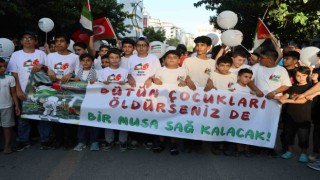 Elazığda çocuklar Gazze için yürüdü