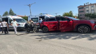 Elazığda Togg ile motosiklet çarpıştı: 2 yaralı