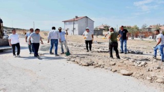Emet Belediyesinden Sanayi Sitesinde parke taşı döşeme çalışması