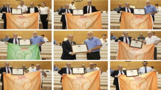 ERÜ Rektörü Prof. Dr. Fatih Altun, Engelsiz Üniversite Ödüllerini fakülte dekanlarına takdim etti