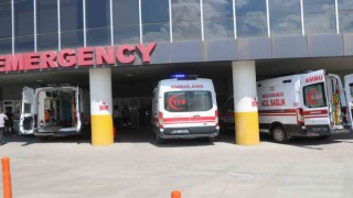 Erzincan - Erzurum kara yolunda trafik kazası: 5 yaralı