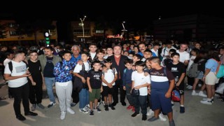 Erzincandan Malazgirte gidecek olan 580 kişilik grup uğurlandı