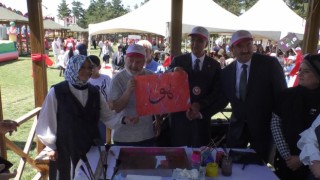 Erzurumda Aile ve Sosyal Hizmetler İl Müdürlüğü Çocuk ve Gençlik Festivali coşkusu