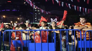 Esenyurt 2. Gençlik Festivali GençFestte dereceye giren sporcular ödüllerini aldı