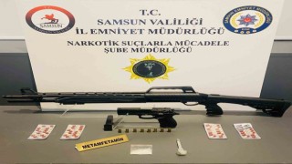 Ev ve iş yerinde uyuşturucu madde ele geçirildi