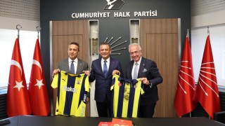 Fenerbahçe Başkanı Ali Koç, CHP Lideri Özgür Özel'i Ziyaret Etti