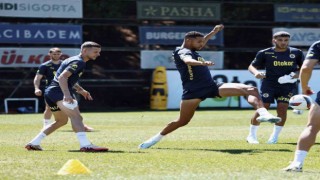 Fenerbahçe, LOSC Lille maçı hazırlıklarını sürdürdü