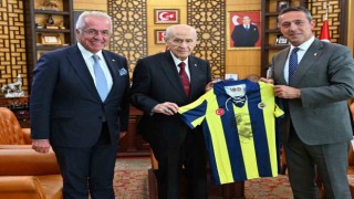 Fenerbahçeden siyasi parti ziyaretleriyle ilgili iddialara yanıt