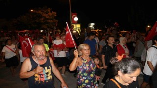 Fethiyede Zafer Alayı coşkulu geçti