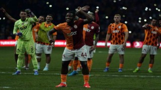 Galatasarayda sezonun ilk üçlüsü Batshuayiden