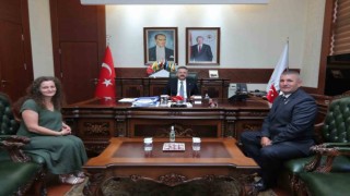 Gazi ve eşinden Vali Aksoya ziyaret