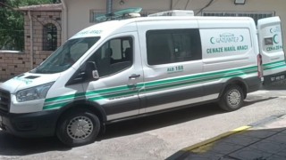 Gaziantepte 2 otomobil çarpıştı: 1 ölü, 5 yaralı