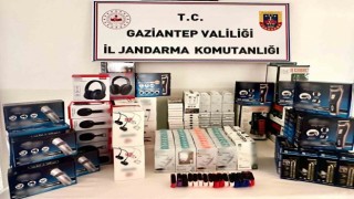 Gaziantepte 700 bin TL değerinde kaçak teknolojik ürün ele geçirildi