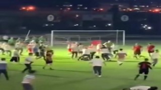 Gaziantepte köyler arası turnuvada hakeme çirkin saldırı