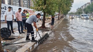 Gaziantep'te Şiddetli Yağışın Ardından Ekipler Seferber Oldu