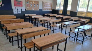Gedizde eğitimcilerden büyük fedakarlık
