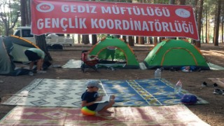 Gedizde yaz Kuran Kursu öğrencileri kampta buluştu