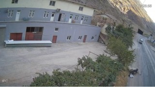 Hakkaride feci kaza: 1 yaralı