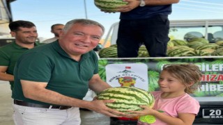 Honaz Belediyesi hem üreticiyi hem de vatandaşı sevindirdi