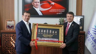 İBB Başkanı İmamoğlu, Adıyaman Belediyesini ziyaret etti