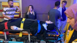 İki otomobil çarpıştı: 5 yaralı