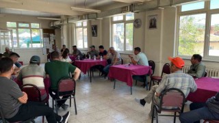 İl Tarım ve Orman Müdürü, çiftçilerle bir araya geldi