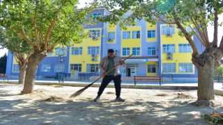 İncirliovada okullar eğitime hazırlanıyor