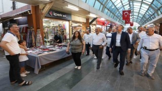 İnegöl çarşısında alışveriş şenliği bereketi