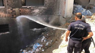 İnşaat atıklarının alev alması paniğe neden oldu