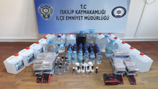 İskilip polisinden kaçak içki ve makaron operasyonu
