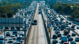 İstanbul E-5te trafik kaosu