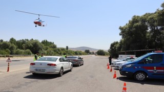 Jandarma havadan ve karadan denetim yaptı