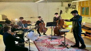Juilliardın 3 yabancısından biri Genç Türk besteci oldu