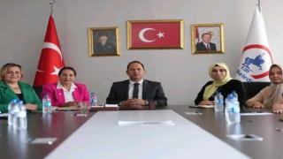 Kadınlardan yeni başkana ziyaret