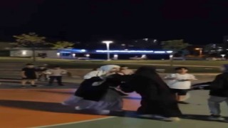 Kadınların tekme tokat kavgası kamerada