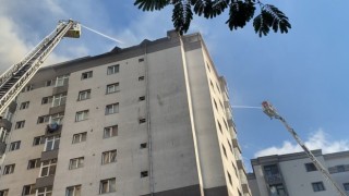 Kağıthanede 13 katlı binada korkutan yangın